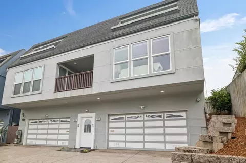 Exterior - 146 Montecito Ave, Pacifica, CA 94044 photo 4 of 15