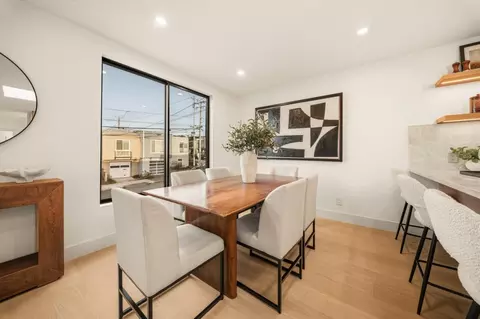 Dining - 1887 30th Ave, San Francisco, CA 94122 photo 1 of 1