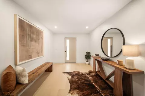 Entry Way - 1887 30th Ave, San Francisco, CA 94122 photo 2 of 3