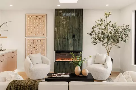 Living - 1887 30th Ave, San Francisco, CA 94122 photo 3 of 5