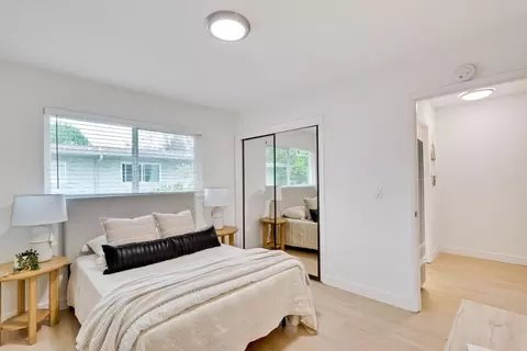 Bedroom - 2047 Montecito Ave 7, Mountain View, CA 94043 photo 4 of 6
