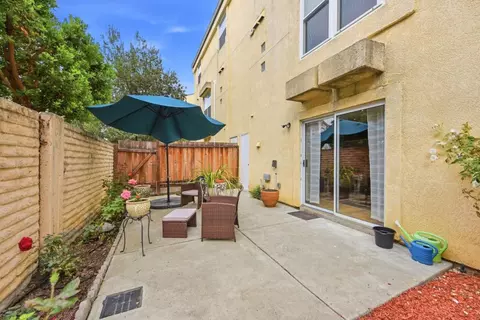 Exterior - 3940 Paul Ter, Fremont, CA 94538 photo 4 of 5