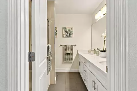 Bath - 3597 S Bascom Ave 43, Campbell, CA 95008 photo 1 of 4