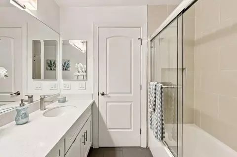 Bath - 3597 S Bascom Ave 43, Campbell, CA 95008 photo 4 of 4