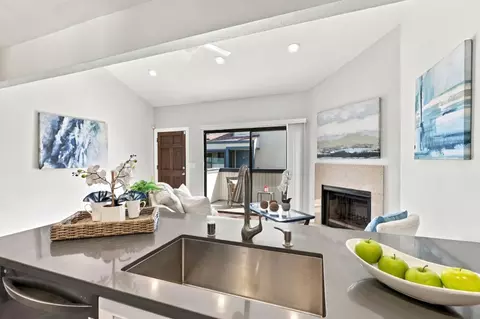 Kitchen - 3597 S Bascom Ave 43, Campbell, CA 95008 photo 5 of 5