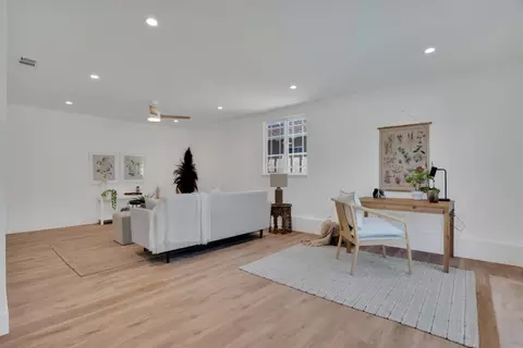 Living - 1685 Clovis Ave, San Jose, CA 95124 photo 3 of 4