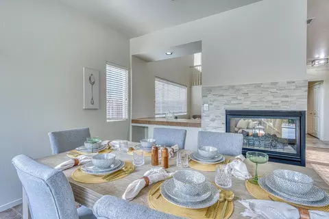 Dining - 18051 Stonehaven, Salinas, CA 93908 photo 2 of 4