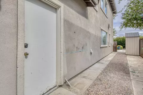 Exterior - 18051 Stonehaven, Salinas, CA 93908 photo 7 of 8