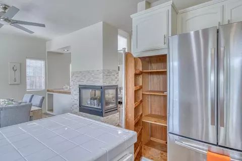 Kitchen - 18051 Stonehaven, Salinas, CA 93908 photo 4 of 5