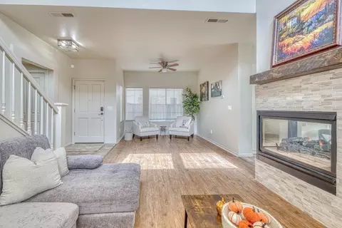 Living - 18051 Stonehaven, Salinas, CA 93908 photo 3 of 3