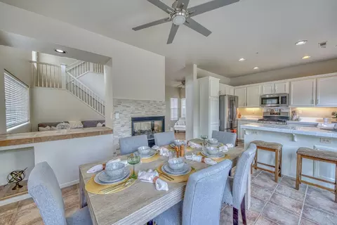 Dining - 18051 Stonehaven, Salinas, CA 93908 photo 3 of 4