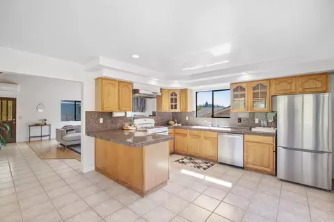 Kitchen - 175 Chaparral Dr, Aptos, CA 95003 photo 4 of 5