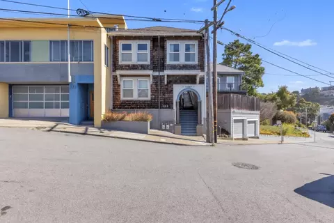 Exterior - 122 Arbor St, San Francisco, CA 94131 photo 2 of 11
