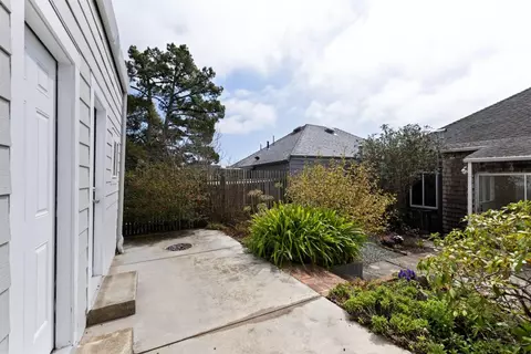 Exterior - 122 Arbor St, San Francisco, CA 94131 photo 10 of 11