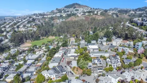 View/Area - 122 Arbor St, San Francisco, CA 94131 photo 2 of 3