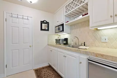 Kitchen - 24680 Avenida Principal, Salinas, CA 93908 photo 3 of 4