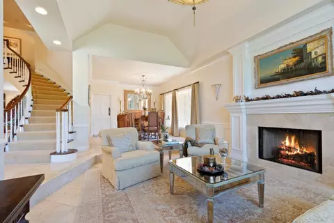 Living - 24680 Avenida Principal, Salinas, CA 93908 photo 2 of 4
