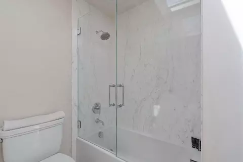 Bath - 24680 Avenida Principal, Salinas, CA 93908 photo 6 of 6