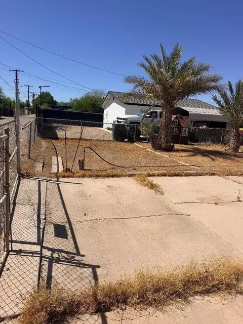 309 Magnolia, El Centro, CA 92243 photo 5