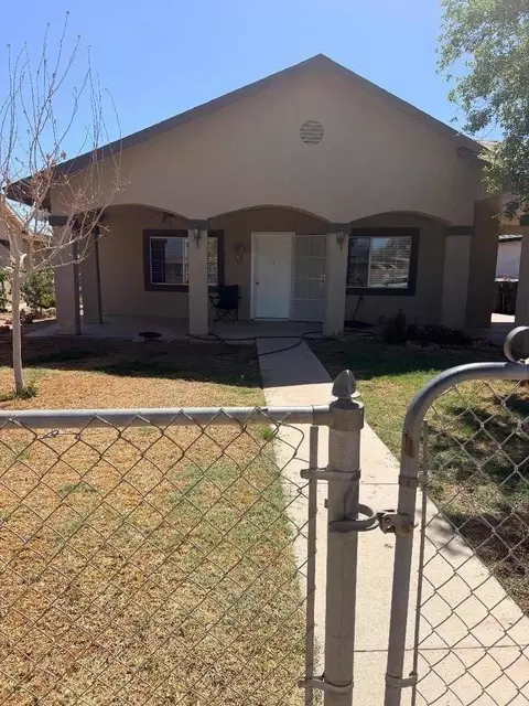 309 Magnolia, El Centro, CA 92243 photo 2
