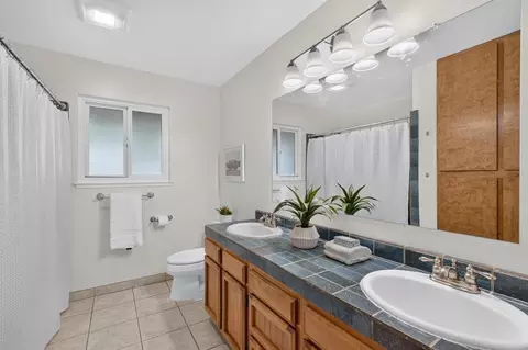 Bath - 107 Via Soderini, Aptos, CA 95003 photo 1 of 3