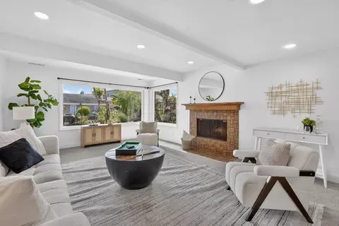 Living - 107 Via Soderini, Aptos, CA 95003 photo 1 of 7