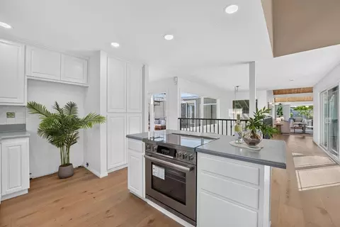 Kitchen - 107 Via Soderini, Aptos, CA 95003 photo 6 of 8