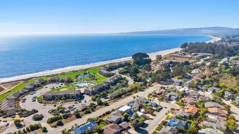 View/Area - 107 Via Soderini, Aptos, CA 95003 photo 4 of 8