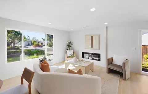 Living - 832 Mary Ct, Campbell, CA 95008 photo 4 of 4