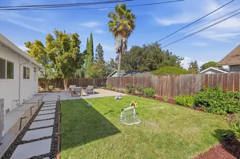 Exterior - 832 Mary Ct, Campbell, CA 95008 photo 9 of 18