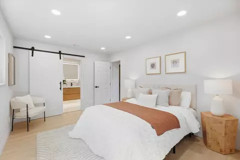 Bedroom - 832 Mary Ct, Campbell, CA 95008 photo 6 of 6