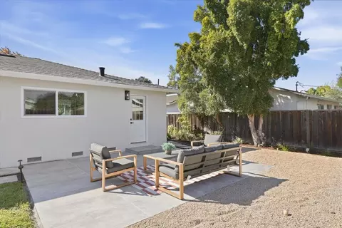 Exterior - 832 Mary Ct, Campbell, CA 95008 photo 4 of 18