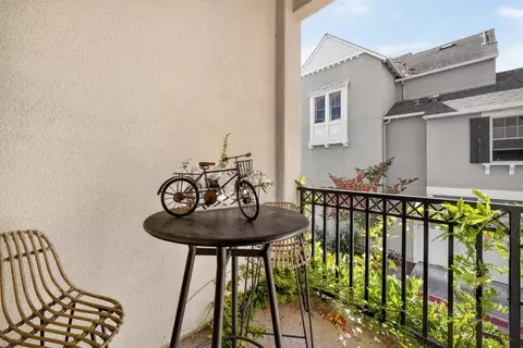 Exterior - 211 W Evelyn Ave, Mountain View, CA 94041 photo 1 of 5