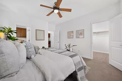 Bedroom - 211 W Evelyn Ave, Mountain View, CA 94041 photo 2 of 4
