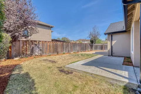 Exterior - 931 Hancock St, Salinas, CA 93906 photo 6 of 7