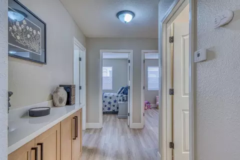 Entry Way - 931 Hancock St, Salinas, CA 93906 photo 4 of 5
