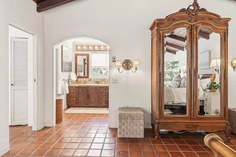 Entry Way - 24613 Upper Trl, Carmel, CA 93923 photo 3 of 3