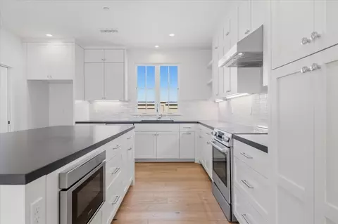Kitchen - 38451 Amaranto St, Newark, CA 94560 photo 1 of 3