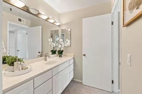 Bath - 49 Showers Dr E145, Mountain View, CA 94040 photo 2 of 4