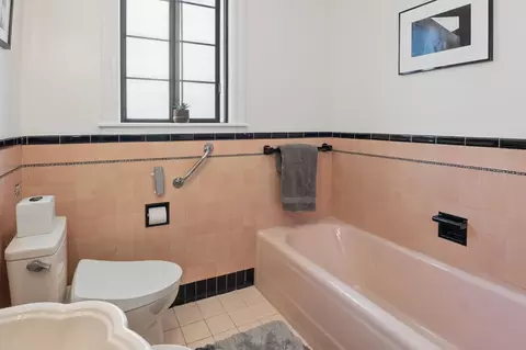 Bath - 209 Elder Ave, Millbrae, CA 94030 photo 3 of 5
