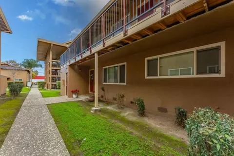 Exterior - 110 Roundtable Apt 19 Dr, San Jose, CA 95111 photo 3 of 8