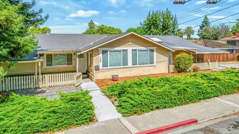 Exterior - 148 Walker Dr, Mountain View, CA 94043 photo 2 of 5