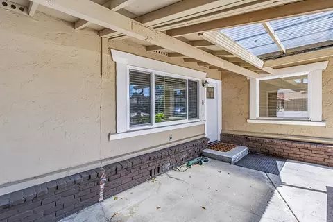 Exterior - 148 Walker Dr, Mountain View, CA 94043 photo 4 of 5
