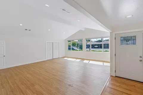 Living - 148 Walker Dr, Mountain View, CA 94043 photo 5 of 5