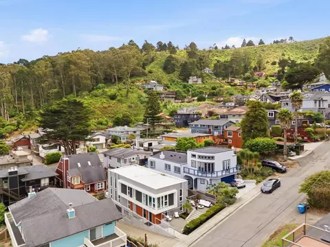 View/Area - 1375 Livingston Ave, Pacifica, CA 94044 photo 4 of 4