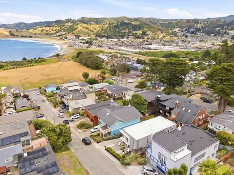 View/Area - 1375 Livingston Ave, Pacifica, CA 94044 photo 1 of 4