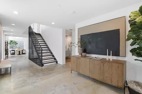 Entry Way - 1375 Livingston Ave, Pacifica, CA 94044 photo 1 of 8