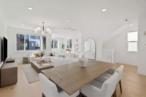 Dining - 2815 Crusader St, Alameda, CA 94501 photo 3 of 4