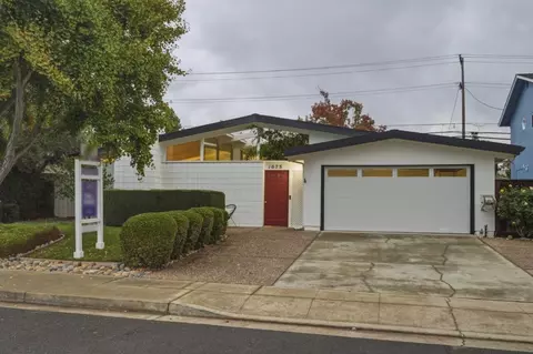 1075 Rembrandt Dr, Sunnyvale, CA 94087