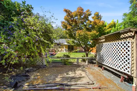 Exterior - 894 Hazelnut Ct, Sunnyvale, CA 94087 photo 14 of 15